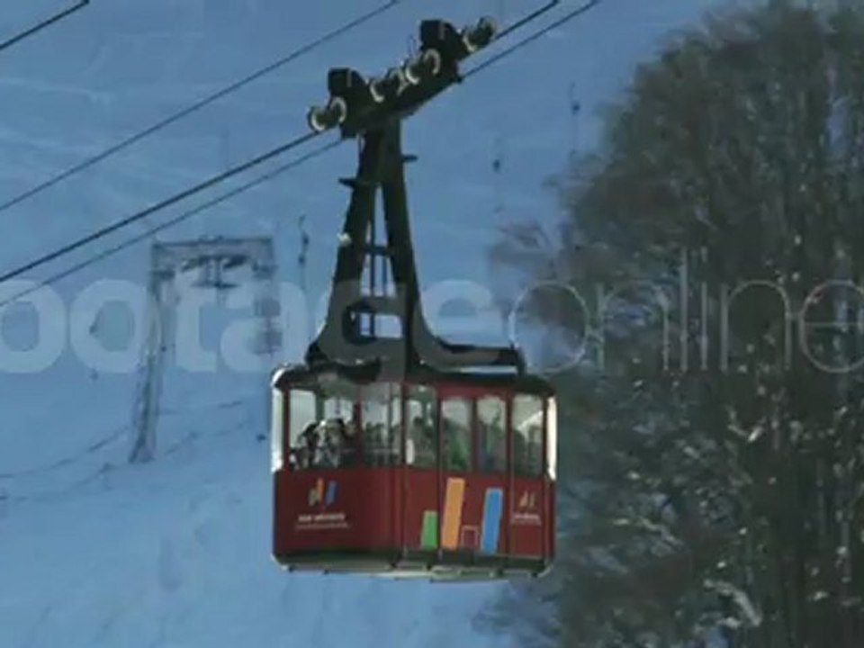 Gondola Lift footage_007957