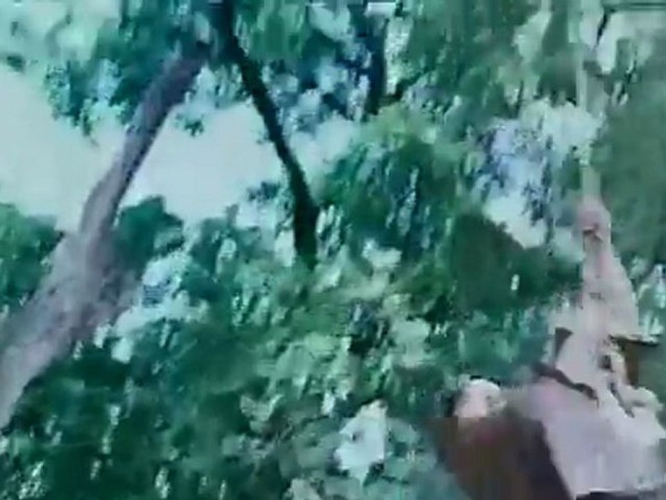 Annai Oru Aalayam - Rajni Kanth Fight With Smugglers