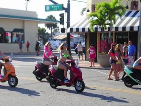 Selena Gomez and Vanessa Hudgens Flaunt Bikini Bodies