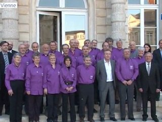 L'association "Poitiers monte aux filets" reçue par Henri Colin