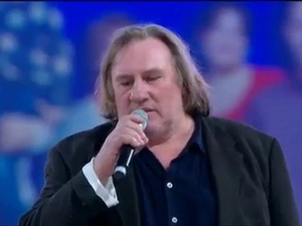 Depardieu : "Sarkozy ne fait que du bien"