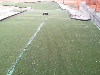 Vidéo Essai de piste humide avec mini pins a Vierzon