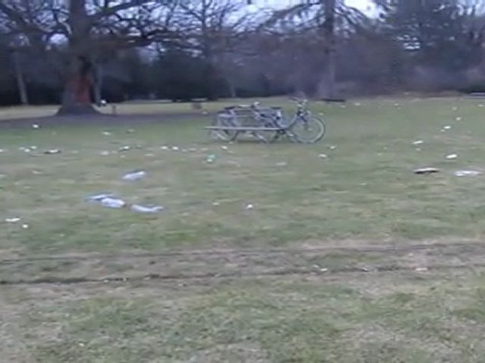 A1-A2 Hörverstehen Müll im Schlosspark