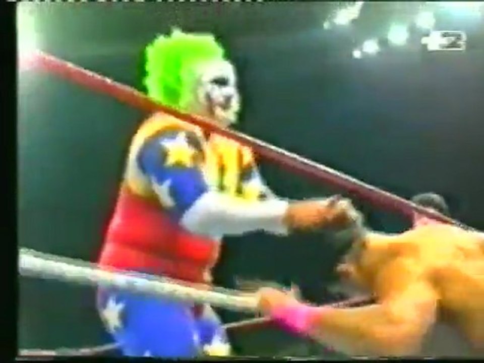 Doink (Matt Borne) vs Tito Santana Tournee Milano 25 aprile 1993 (commento Dan Peterson)