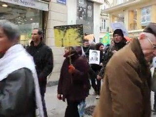 Manif anti nucléaire à Poitiers le 10 mars 2011