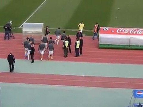 Είσοδος για προθέρμανση παικτών ΑΕΚ