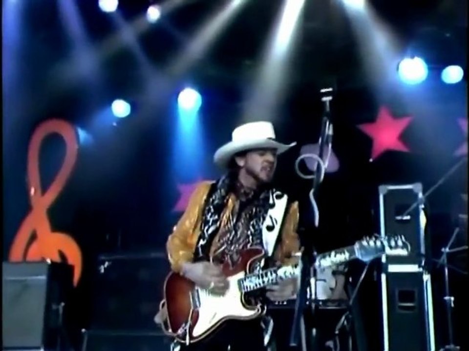 Stevie Ray Vaughan - Voodoo Chile (Live At Montreux 1985)
