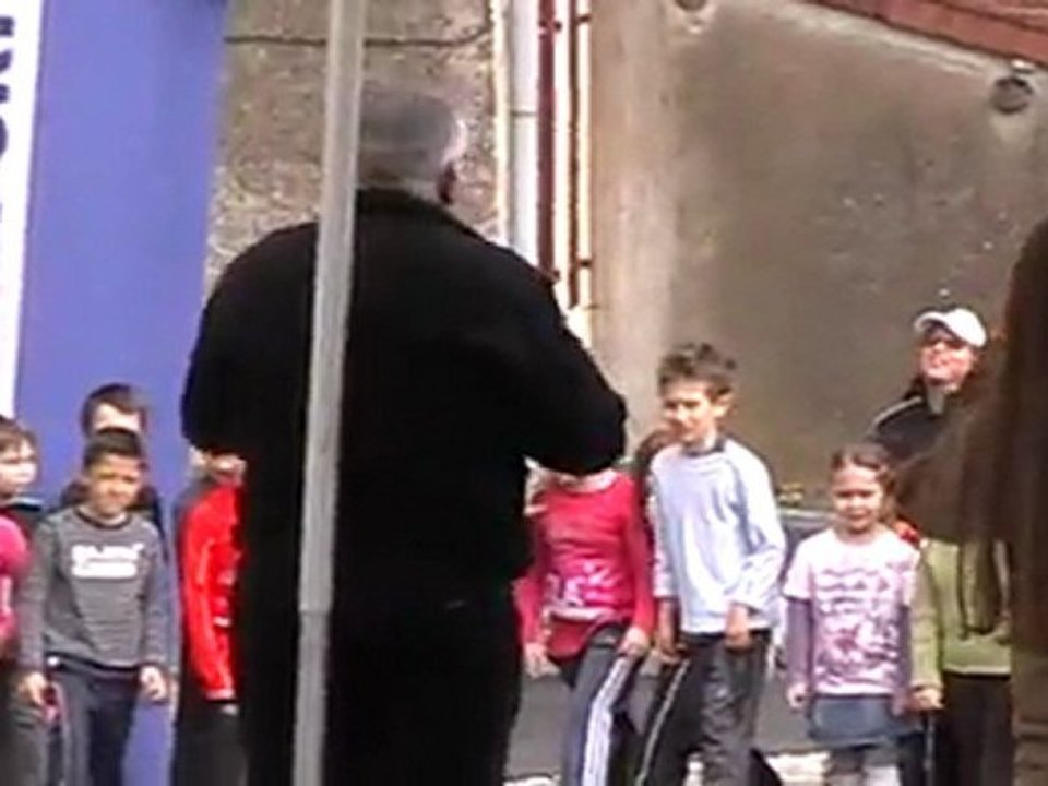 HAUTE-SAONE : PLUS DE 550 SPORTIFS DE TOUS ÂGES À LA COURSE DES RUELLES DE COLOMBIER... POUR EMMA ET ELA