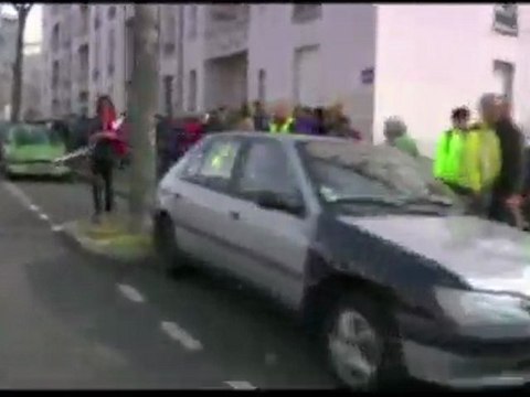 Chaîne humaine Lyon-Avignon contre le nucléaire en France