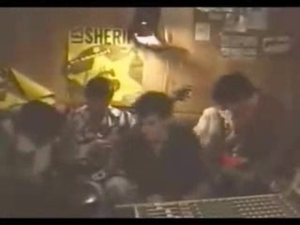 Les Sheriff - Jouer avec le feu