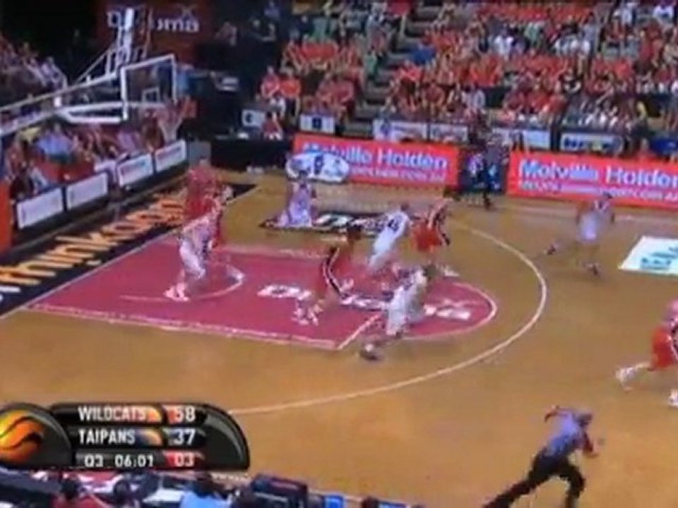 NBL - Perth vernichtet Cairns 94:59