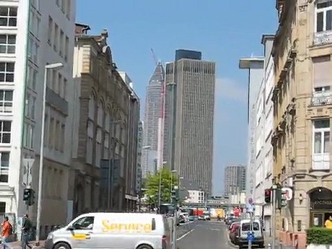 Francfort, Allemagne : gratte-ciel