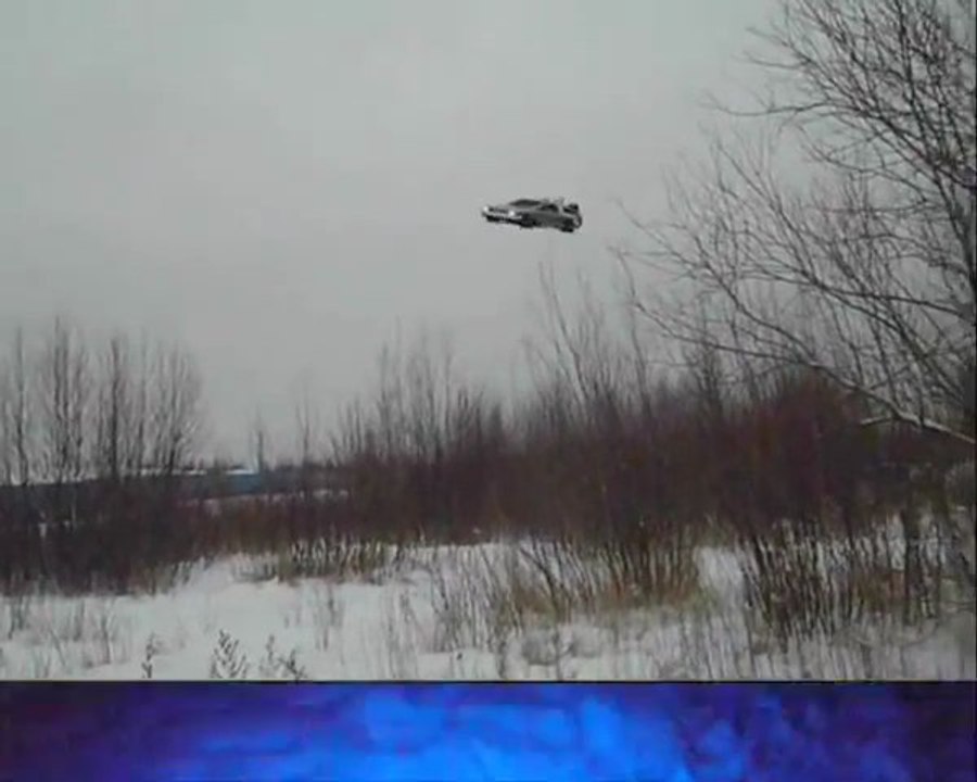 Une DeLorean volante de Retour vers le Futur