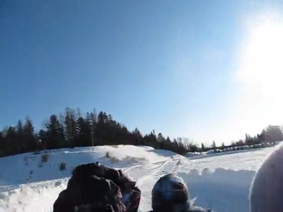 2012-03-04 MVI_2564 Rafting, Glissade Valcartier