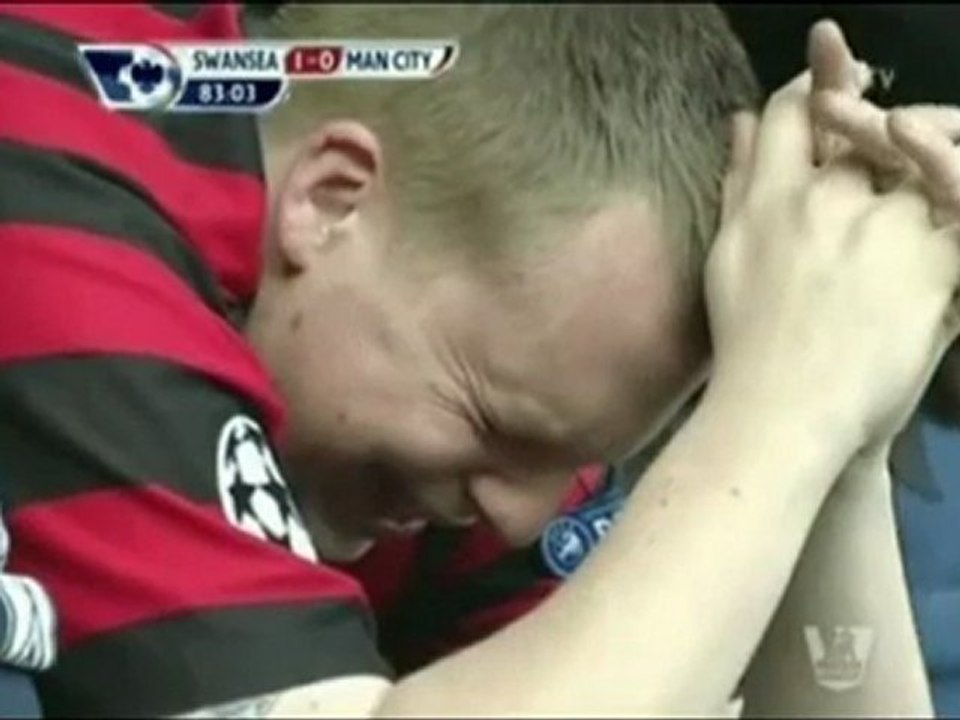 Οπαδός της Σίτι ξεσπάει σε κλάματα με τη Σουόνσι