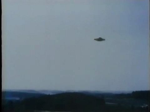 UFOS Are Real les OVNIs sont réel en V.O. partie (11)