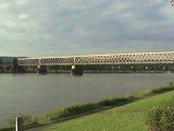 Rheinbrücke Urmitz BR185, 2x BR151, BR143 und Rheinschiffe