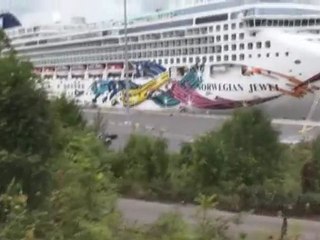 Norwegian Jewel Cruise Ship