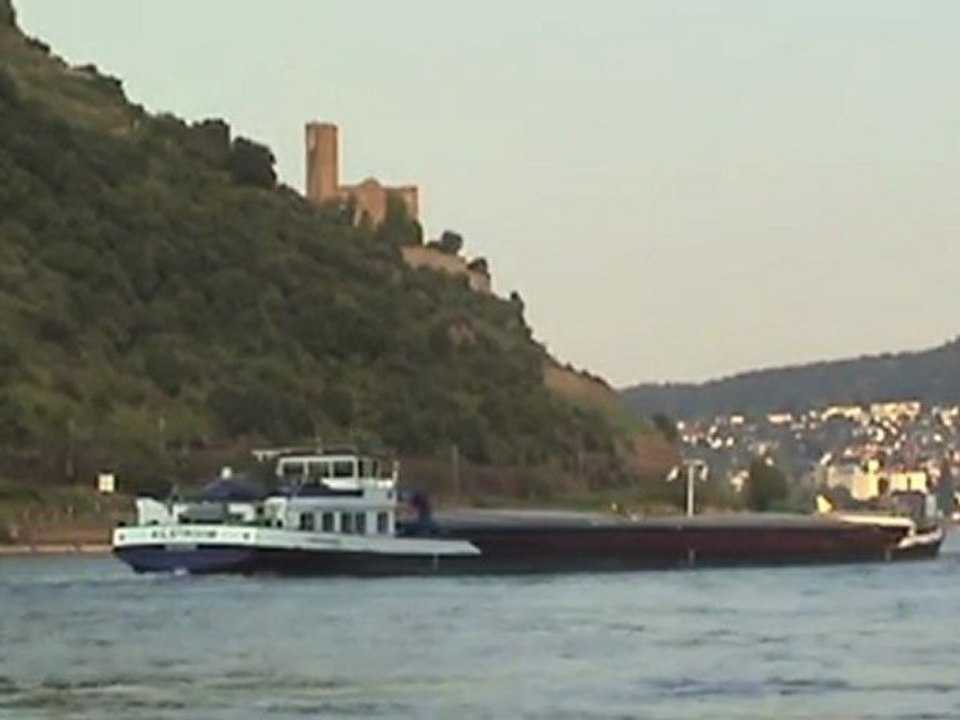 Rheinschiffe bei Assmannshausen Bingerbrück Bingen