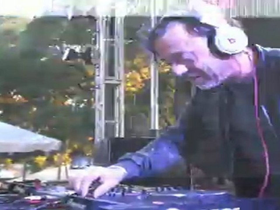 Benny Benassi vs. Marshall Jefferson - Move Your Body (Full HD)