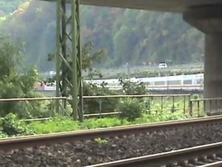IC mit BR101 bei Oberwinter am Rhein