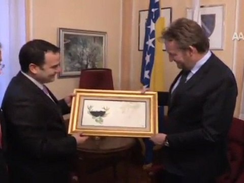 İzzetbegoviç,Öztürk'ü kabul etti
