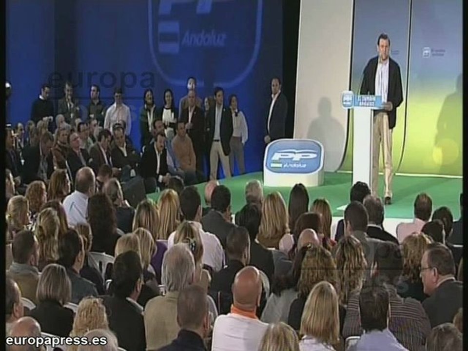 Rajoy: "Andalucía no son los ERE"