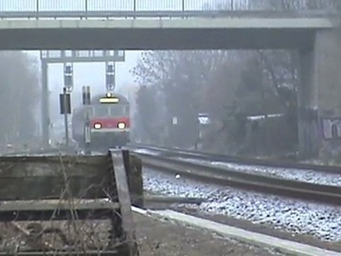 BR218 und BR644 Talent im Bahnhof Rheinbach