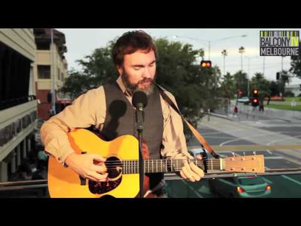 MAJOR CHORD - SINGLE FILE (BalconyTV)