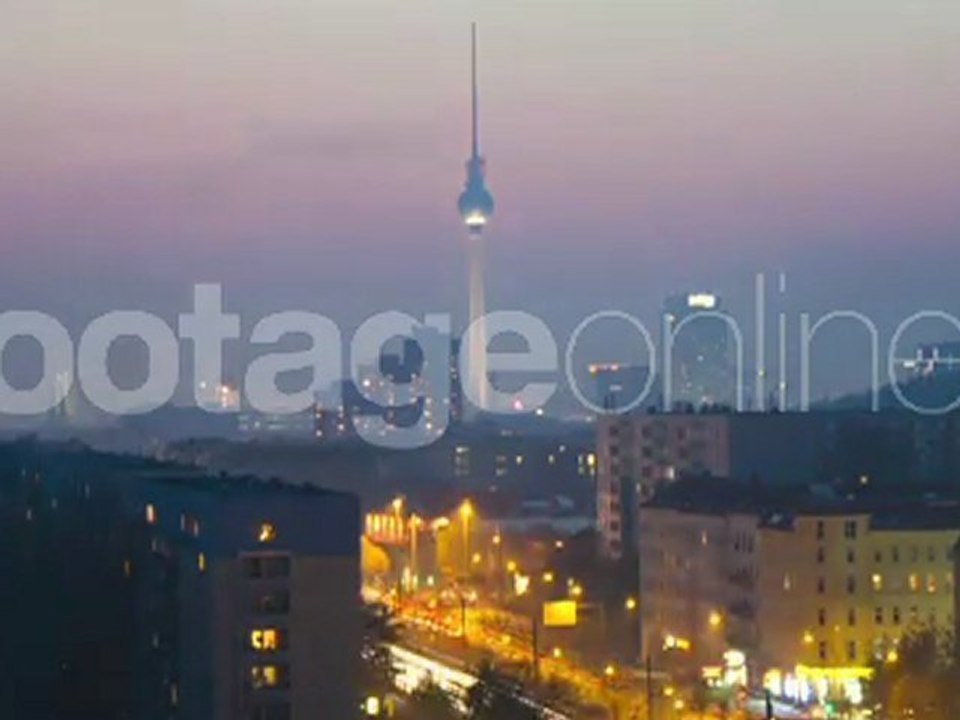 Berlin Day to Night footage_010559
