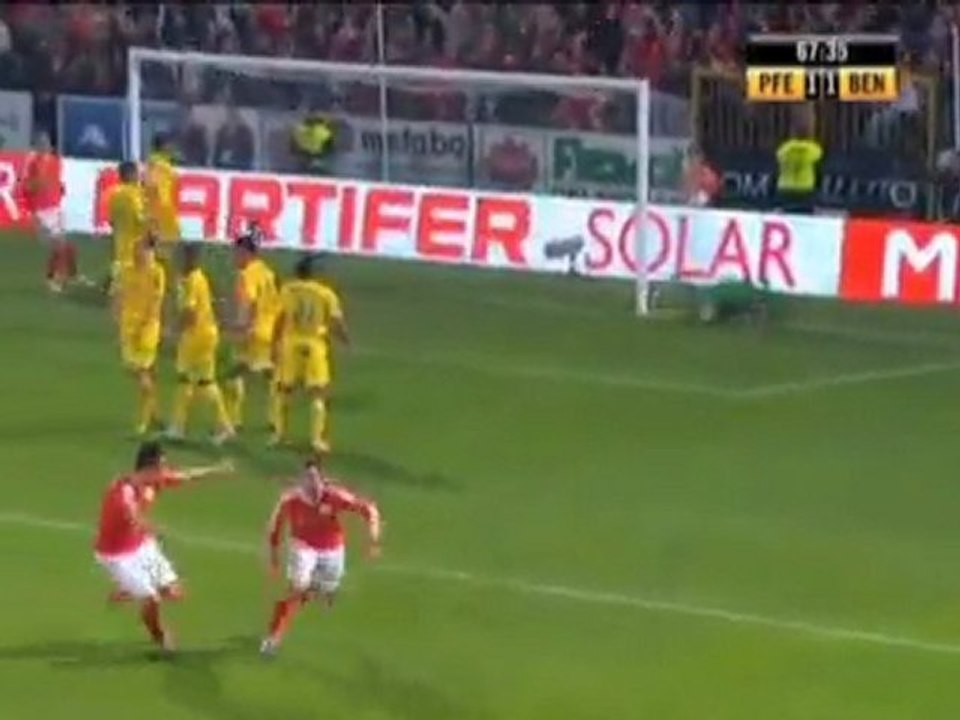 Benfica taumelt bis zum Zaubertor