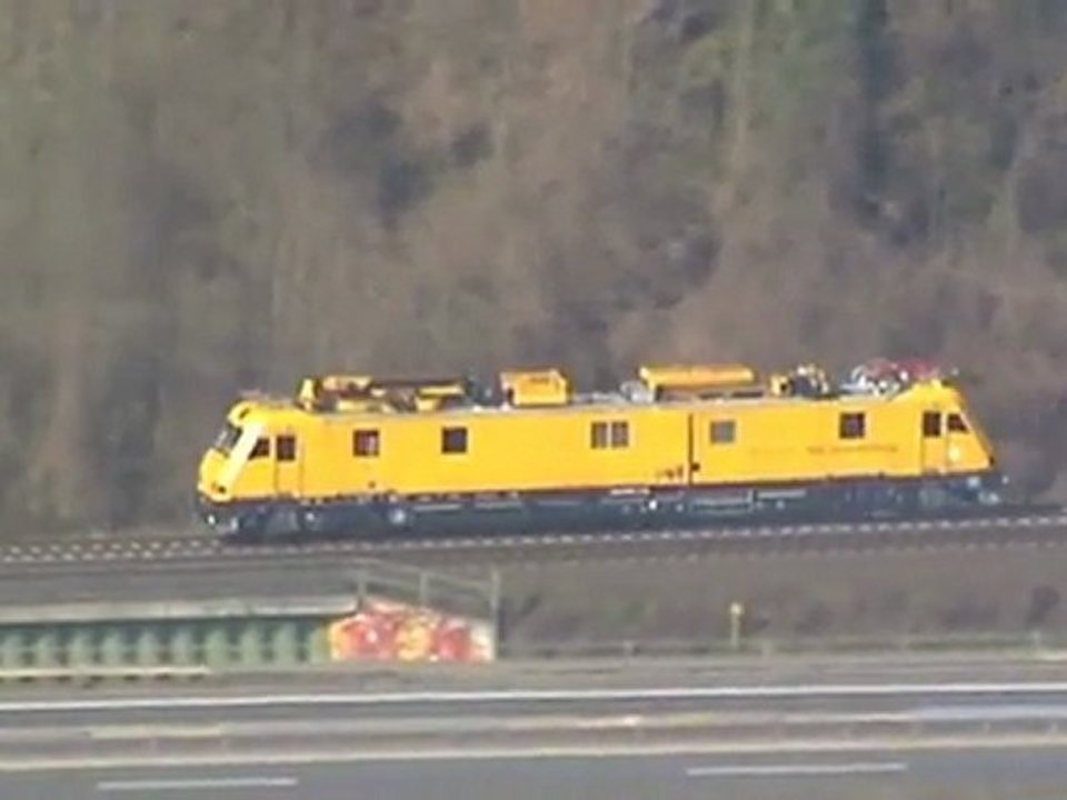 Züge bei Brohl und Hammerstein am Rhein Teil 02 von 02