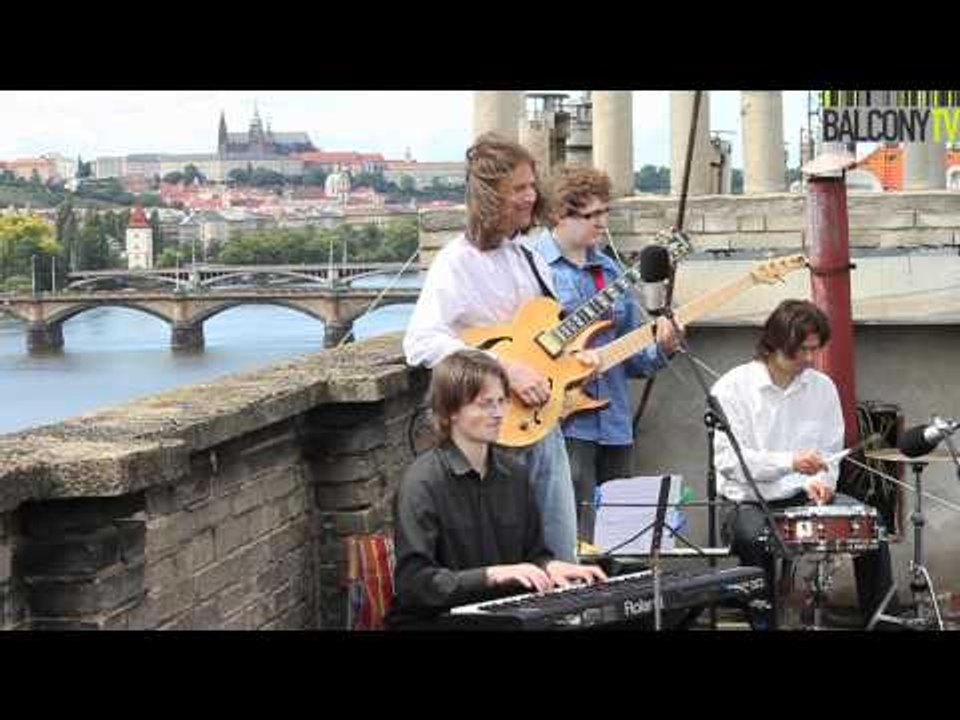 BULA BULA QUARTET (BalconyTV)