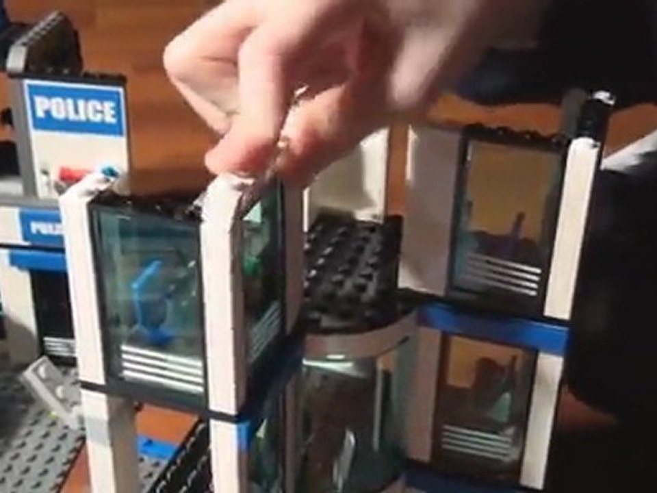 LEGO Police Station Chapter 9