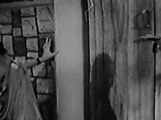 Kadhal Vahanam - MGR Fighting With Ashokan