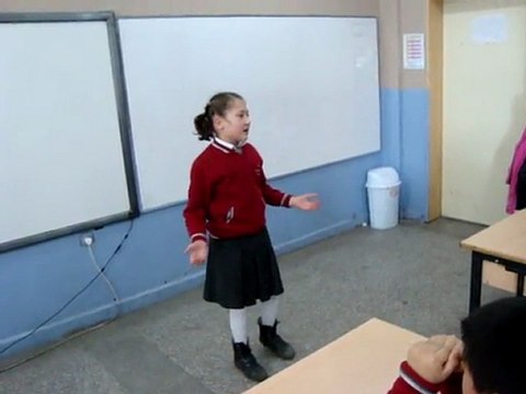 Nur Betül' den İstiklal Marşı yorumu