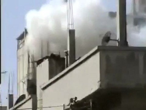 فري برس حمص قصف المنازل من قبل عصابات الاسد جب الجندلي 12 3 2012