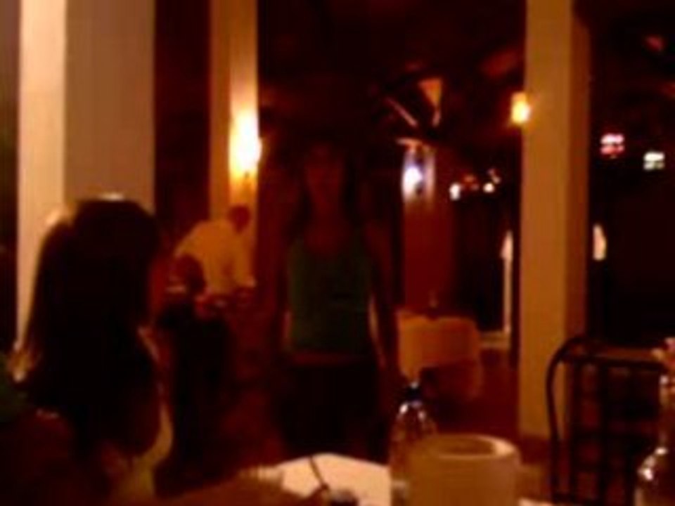 video-0013-Nat danse et chante lorie