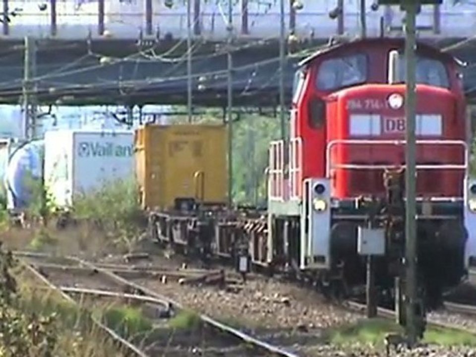 Rangierarbeiten Rbf Eifeltor : Umschlagbahnhof Eifeltor mit BR294