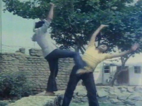 Iddaru Iddare - Krishnam Raju Saves Manjulla