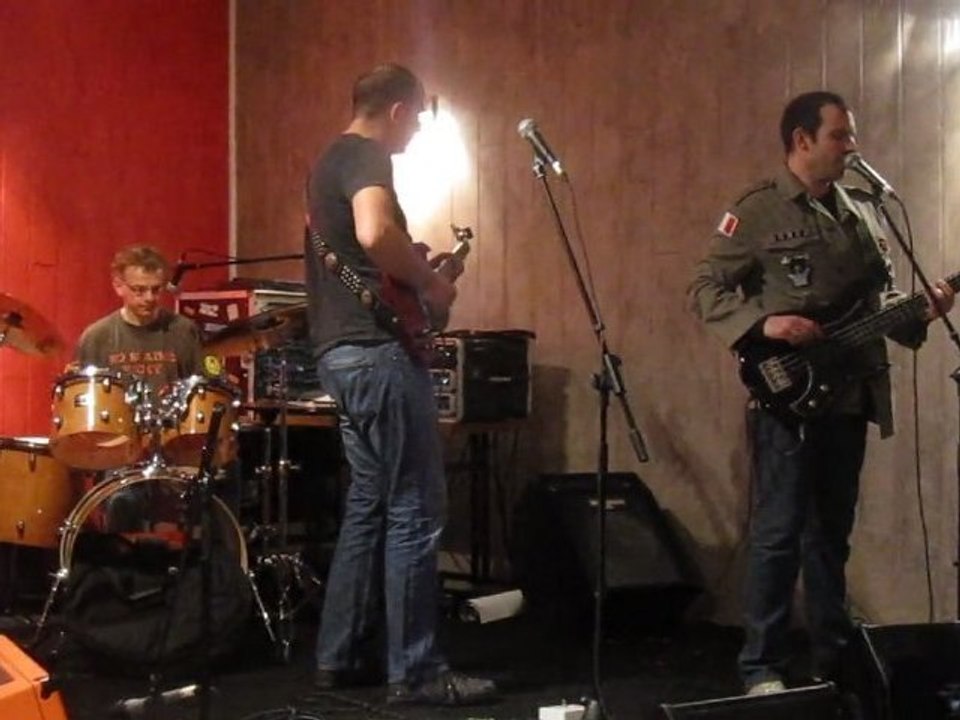 With or without you (U2) par No N'Aime le 9 mars 2012