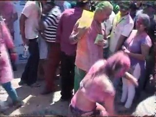 Sofia Hayat FLAUNTS her BIKINI on Holi