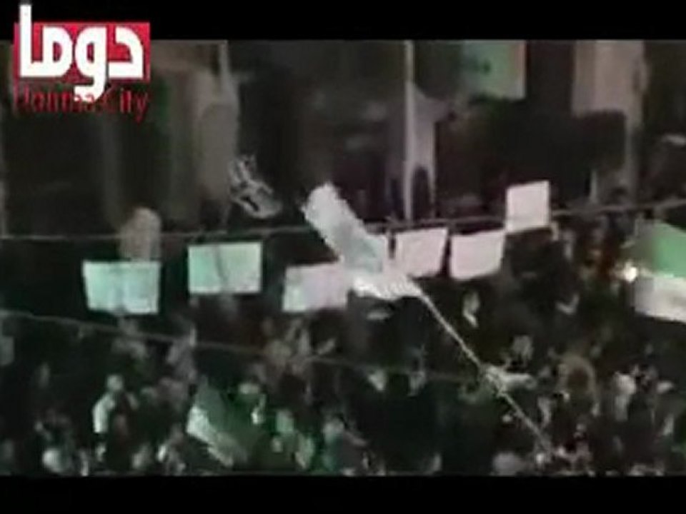 فري برس ريف دمشق دوما مهرجان ثوري في ساحة الحرية 12 3 2012  ج1