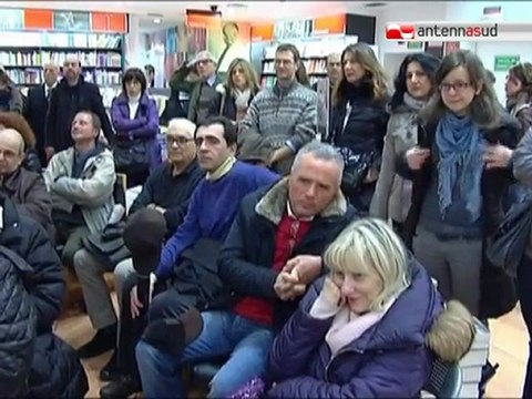 TG 10.03.12 Tex Willer, scrittori e poliziotti si confrontano sul palco del Kismet