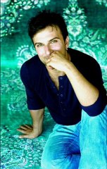 Gülüşü Bir Başka..Tarkan