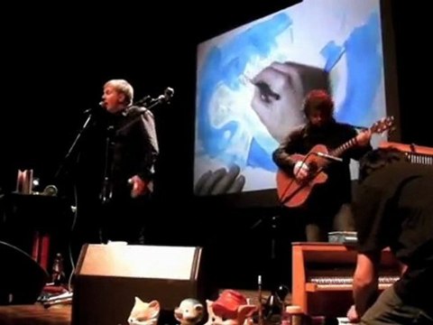 Qui a éteint la lumière ? (La chanson de la baudroie abyssale) - Chansons Tombées de la Lune