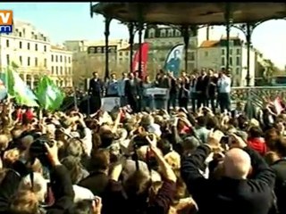 François Hollande : "Ne vous laissez impressionner par rien"