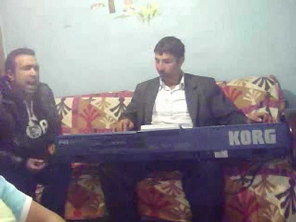 izzet orhan söyleyemem derdimi kimseye