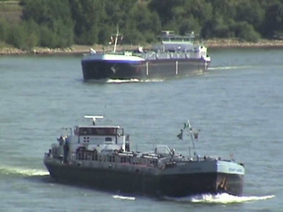 Neuwied am Rhein, BR152, BR140, 2x BR151, BR143 und Rheinschifffahrt