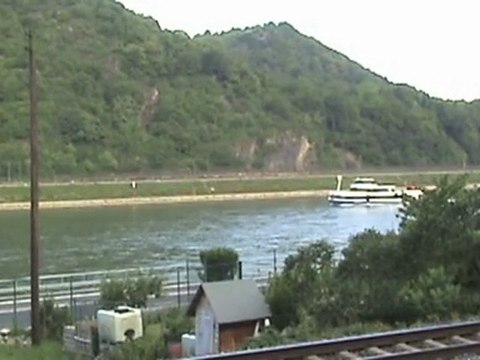 Kestert a. Rhein, Lokzug,EuroSprinter HLE18,ER20,2xRailion BR185,Crossrail BR185,BR101,BR428,2xBR143